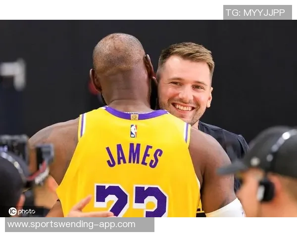 里夫斯谈东契奇交易震惊感受认为他正在逐步适应新环境